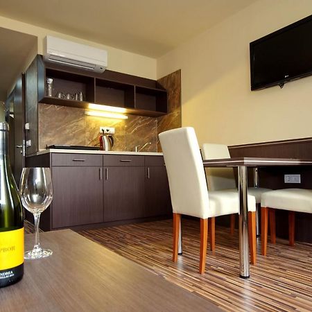 Corvin Apartman Gyula Dış mekan fotoğraf