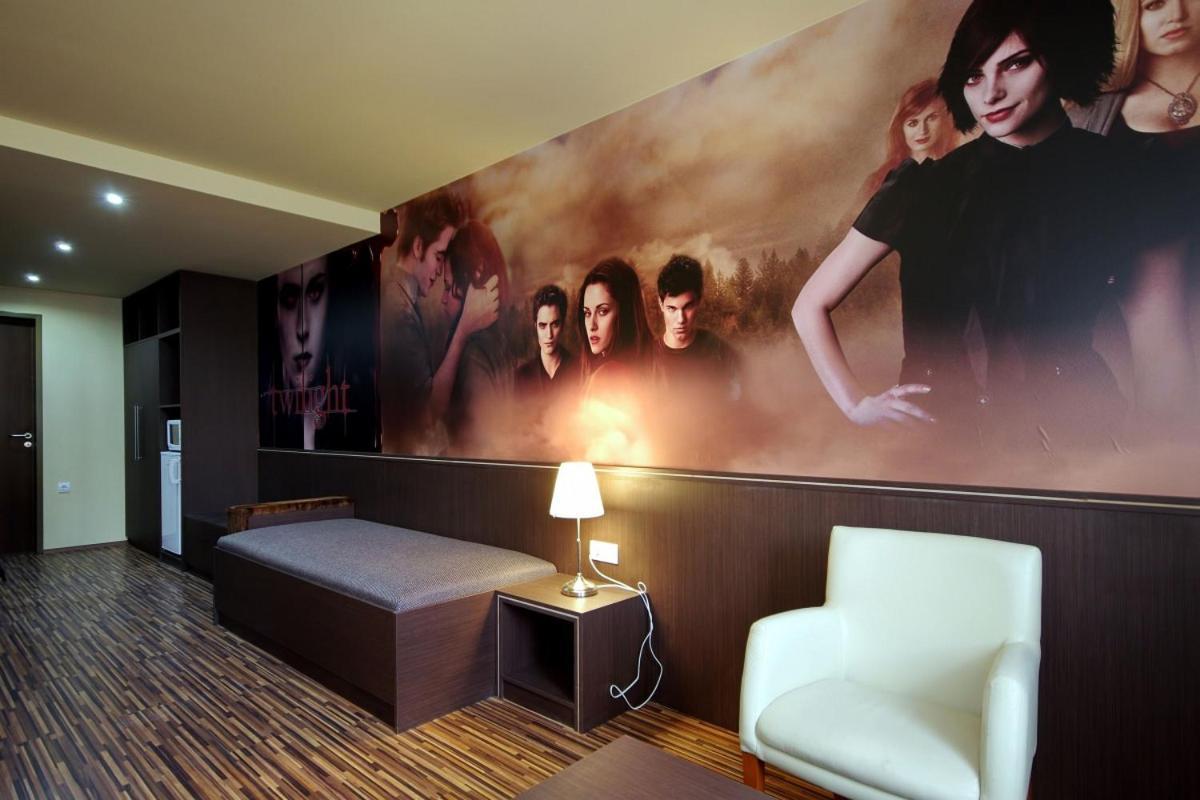 Corvin Apartman Gyula Dış mekan fotoğraf