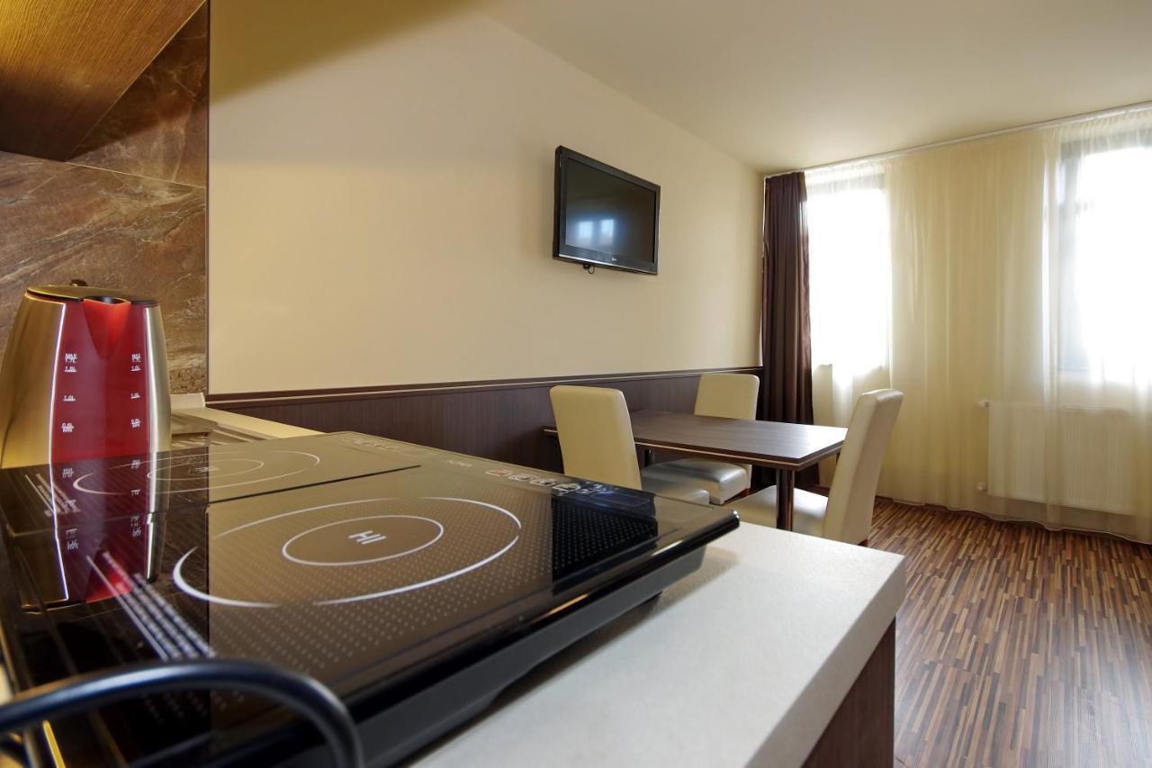 Corvin Apartman Gyula Dış mekan fotoğraf