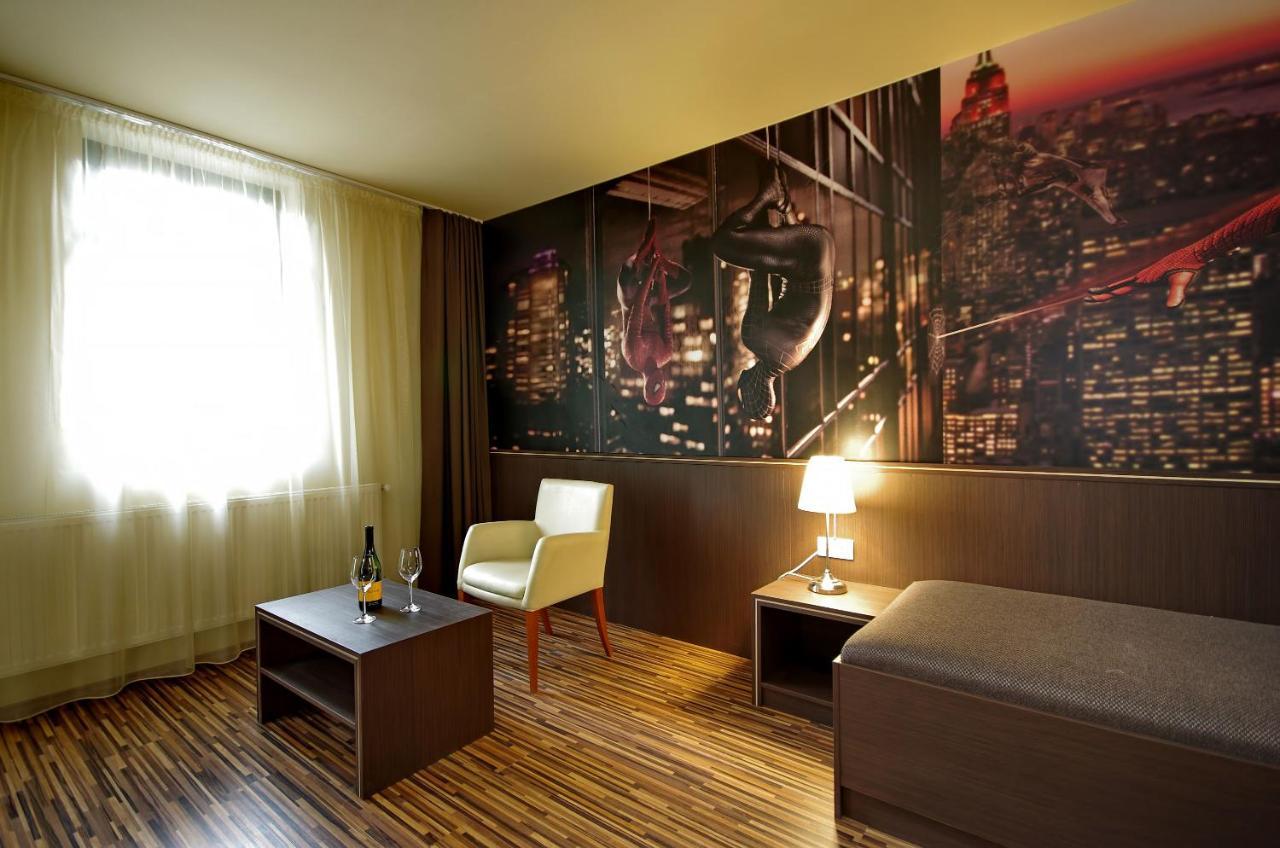 Corvin Apartman Gyula Dış mekan fotoğraf